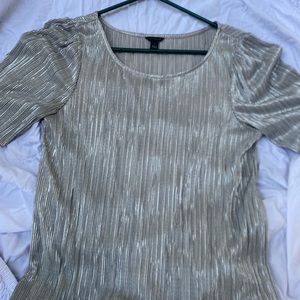 Silver PLISSE top